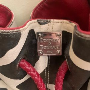 Classic Dooney & Bourke hobo with internal zip and back zip pocket